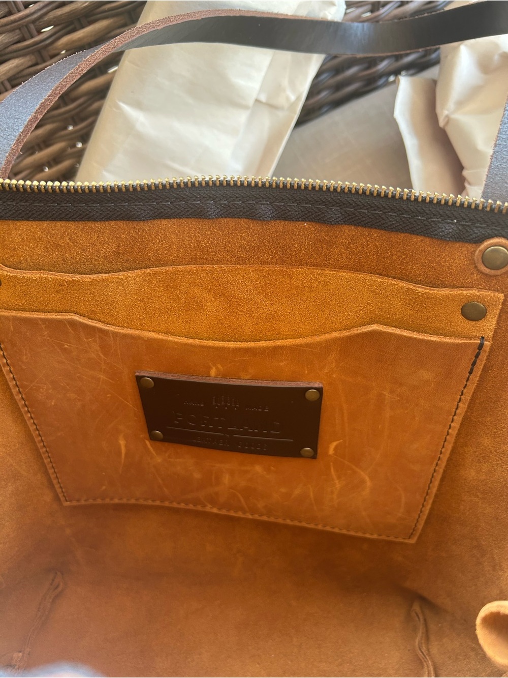 Portland Leather Goods Medium Zip Tote in Dakota - Picture 4 of 4